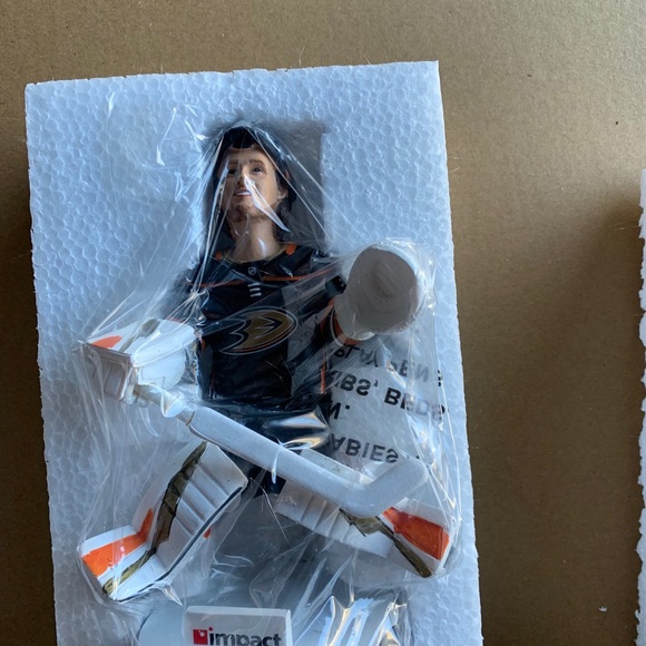 Hockey figurine - Picture 2 of 5